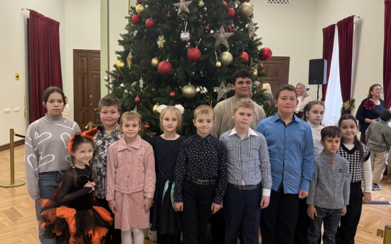 Новогодняя акция для детей в Краснодарском филиале РосДорБанка