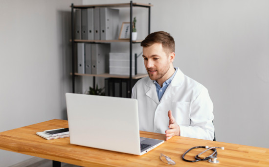 На портале «Рамблер» теперь доступна онлайн-запись к врачу