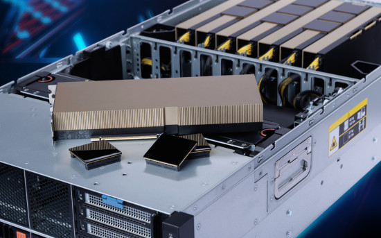 YADRO выпускает в демо российские ИИ-серверы с поддержкой 8 GPU