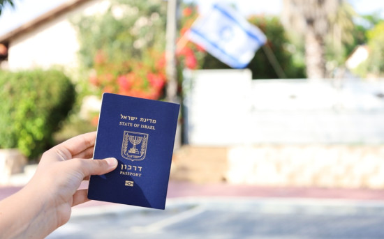 Для чего россиянам нужен израильский паспорт