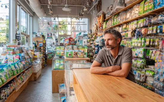 Зоомагазины меняют стратегии развития из-за экономического давления