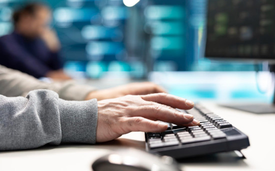 Одна из самых распространенных угроз современности — DDoS-атаки