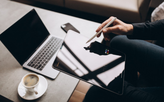 Зачем бизнесу нужен аутстаффинг 1С IT-специалистов