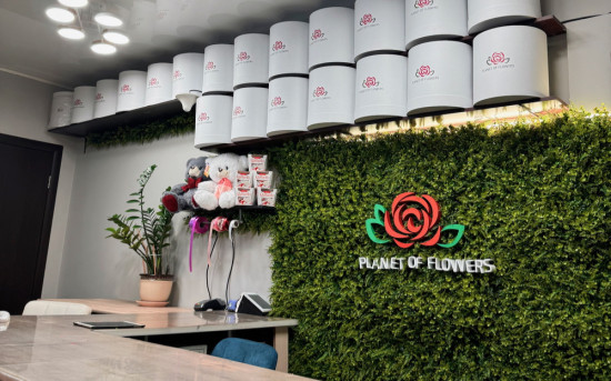 Антон Соловьев открывает старт продаж франшизы сервиса PLANET OF FLOWERS