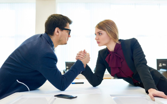 Чем стратегия соперничества отличается от доминирования в переговорах