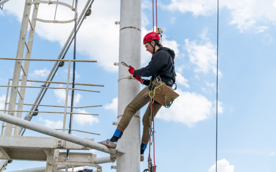 Обучение работам на высоте: как получить удостоверение на высотные работы