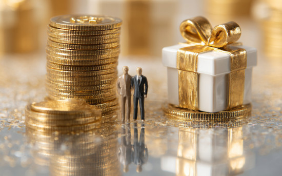 Подарки, которые оценит инвестор: от полезных до символичных
