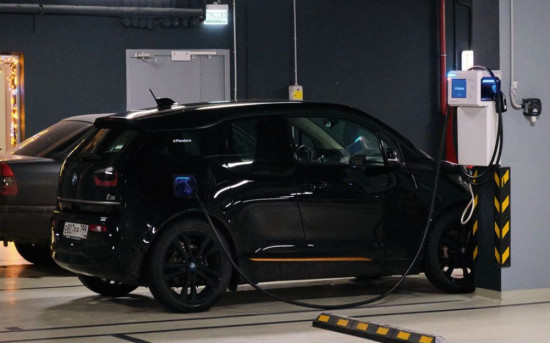 Нужно ли застройщикам инвестировать в инфраструктуру для электромобилей