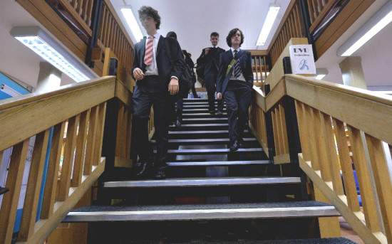 Обучение в школе за рубежом: что нужно знать о дополнительных расходах