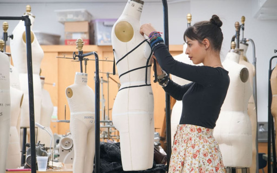 10 вузов Италии и Франции для изучения моды и бизнеса мира моды: обзор