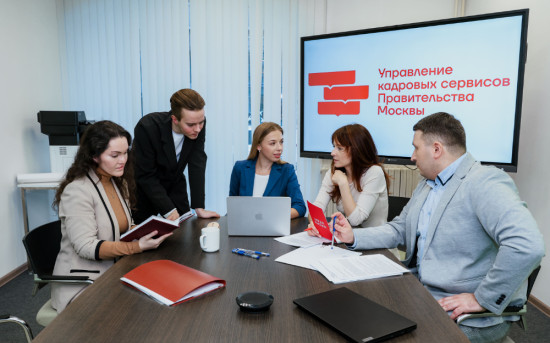 СберУниверситет стал партнером HR-премии «В кадре» для госсектора