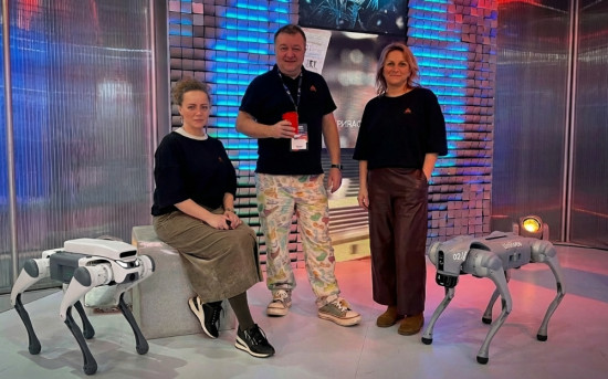 Роботы-собаки на ProMediaTech 2025