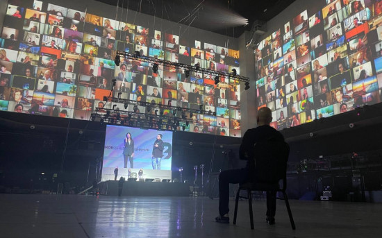 ИИ-ловушка: почему искусственный интеллект ведет к стагнации