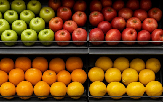 Россияне едят все меньше фруктов — несмотря на снижение цен