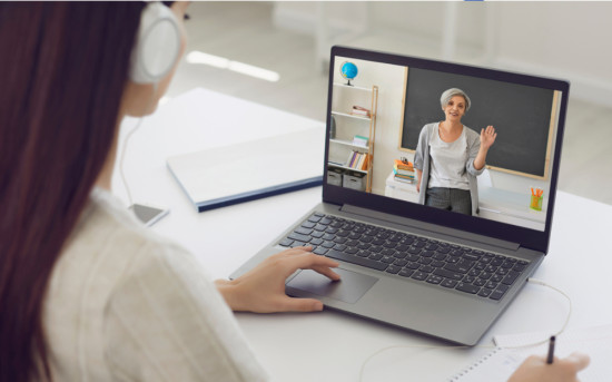 Онлайн-обучение уходит в прошлое: что изменится для врачей с 2026 года