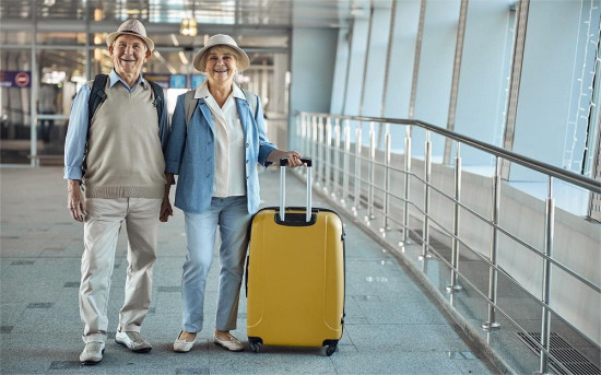 Как спланировать поездку с пожилым человеком без стресса