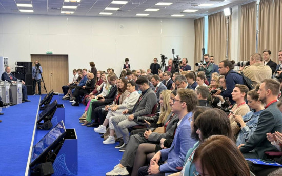 «Грузовичкоф» на ПМЭФ 2025: обмен опытом, новые идеи и фокус на развитие