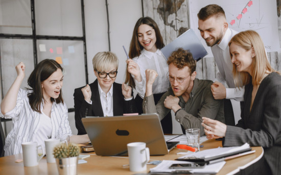 Приложение Avito Balance от Кросслайф