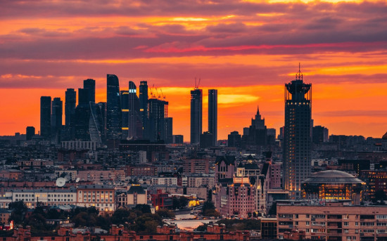 Москва и Санкт-Петербург получили треть всех президентских грантов