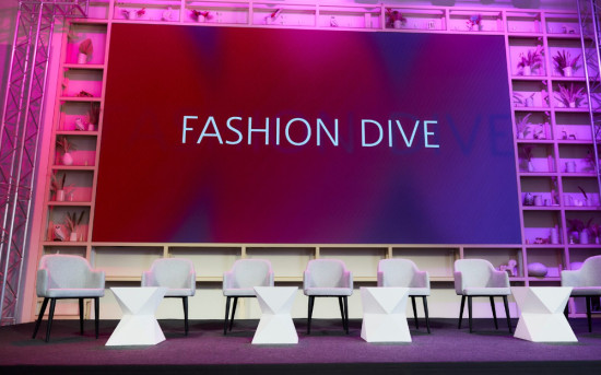ПРОДВИЖЕНИЕ БРЕНДА, PR fashion, пиар для бренда, fashion dive, конференция, продвижение ритейлеров
