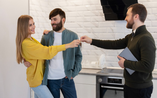 30% россиян хотят получать 50-80 тыс. в месяц от сдачи недвижимости