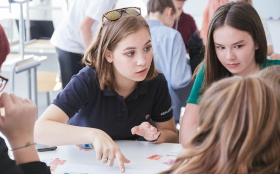 ВШЭ и Сбер запустили проект для участников ВсОШ по экономике