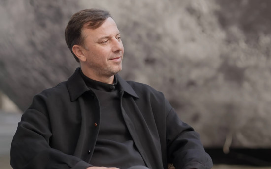 Дмитрий Михеев, основатель бренда премиальных строительных материалов "АрхитектурНО" и ведущий одноименного медиапроекта, посвященного архитектуре и бизнесу