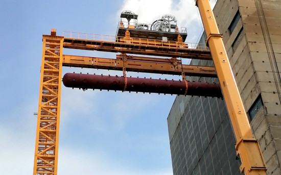 Подъем барабана котла массой около 100 т на высоту 43 м