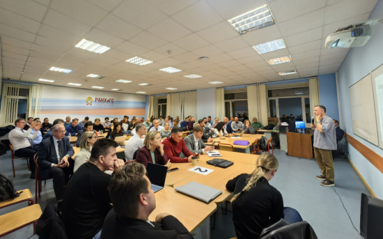 Группа IT-компаний Lad провела обучение ИИ-управлению бизнесом в РАНХиГС