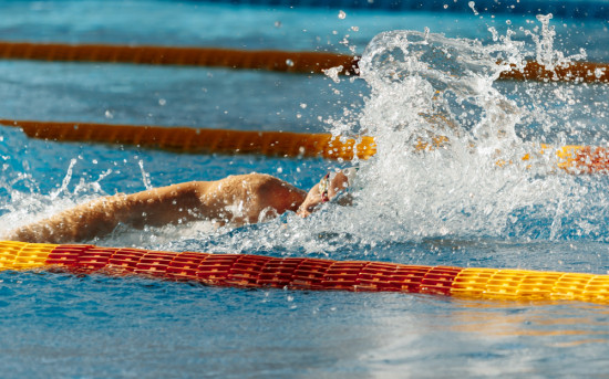 Цифровой детокс: как плавание перезагружает и причем здесь бизнес