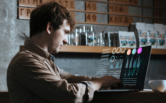 Garther или DeepSeek, ChatGPT, Gemini — кто разбирается в ИТ-трендах