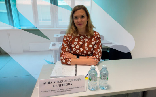 Анна Кулешова в экзаменационной комиссии ВШБ МГУ им. Ломоносова