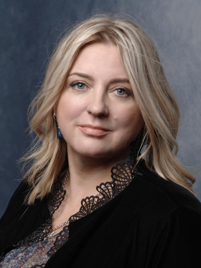 На фото Марина Степанова