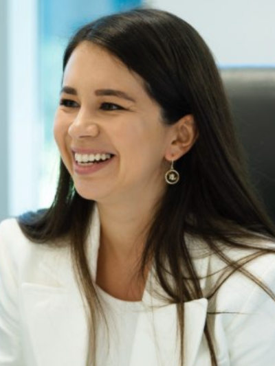 На фото Анара Малахова