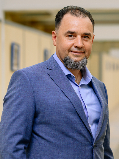 На фото Александр Зоткин