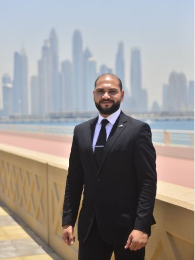 На фото Ислам Абдалла