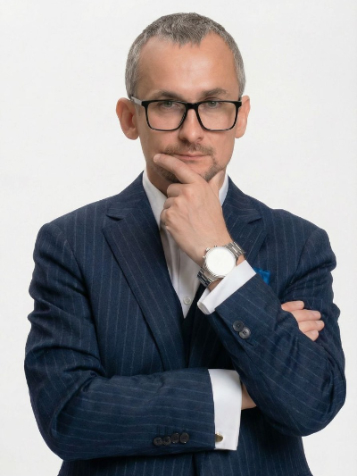 На фото Максим Цветков