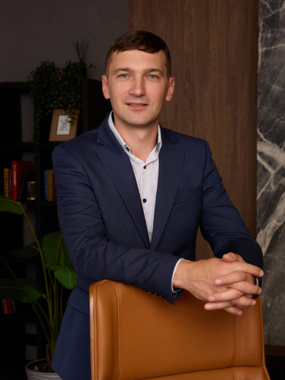 На фото Виталий Коляда