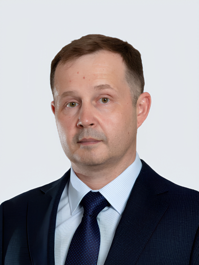 На фото Дмитрий Петров