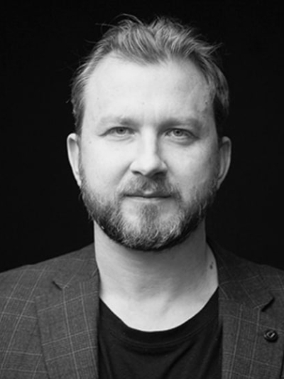 На фото Леонид Тарасов