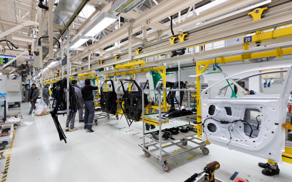 Колибри-АРМ и Автозавод СПб представят кейс импортозамещения на KDW-2025