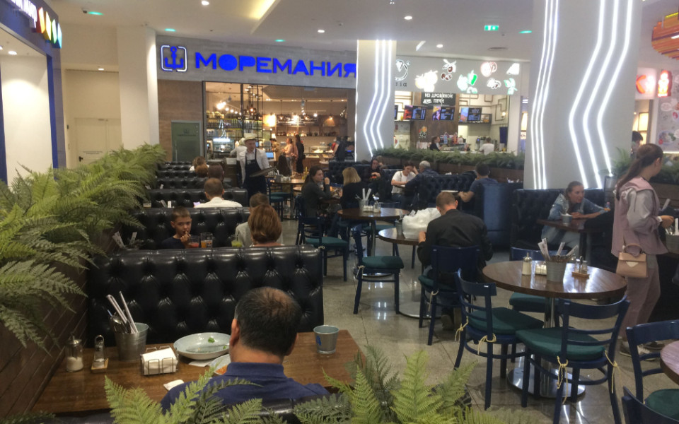 Мебель как часть атмосферы: опыт «Каре Мебель» в ТРЦ «Океания»