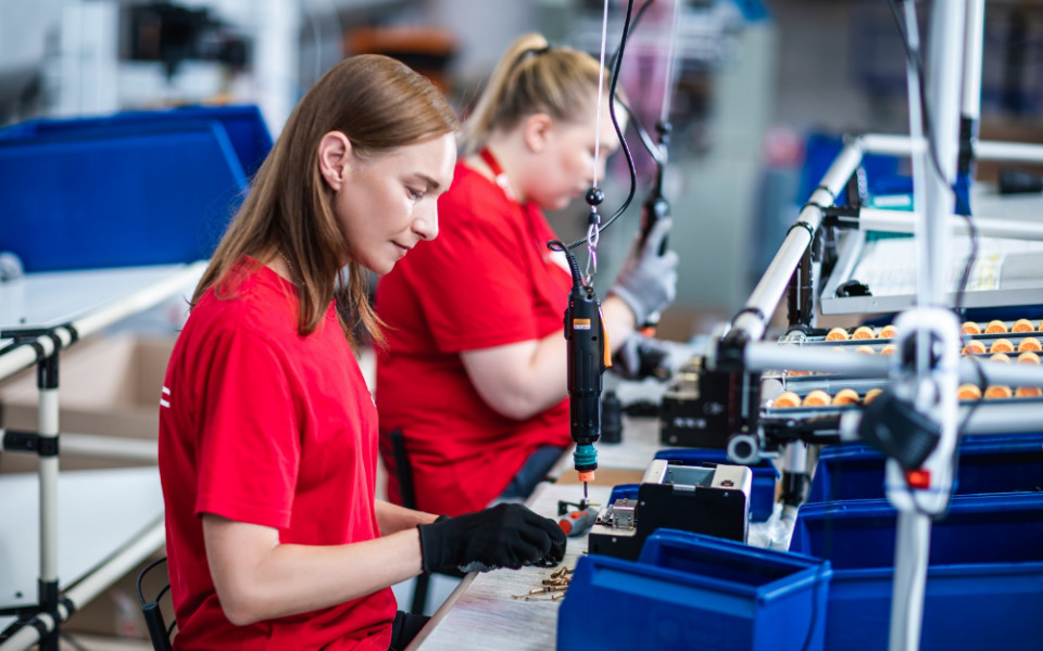 Компания «Электрорешения» запустила проект по повышению производительности труда на производстве в Ставрово