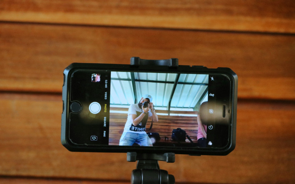 Алгоритмы против бренда: как не потеряться в ленте рекомендаций