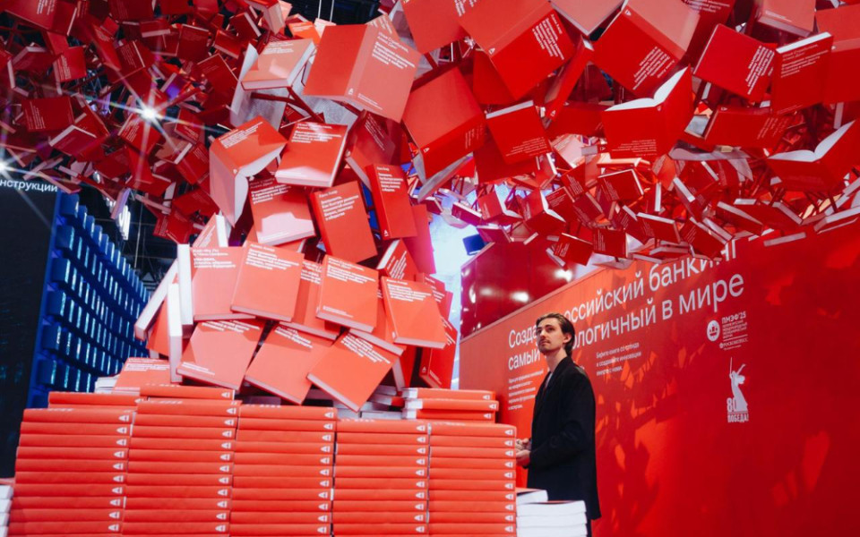 Как работают книги в бизнесе: интервью с Александром Спицыным