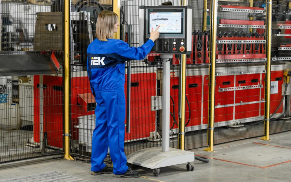IEK GROUP подтвердила лидирующие позиции на рынке