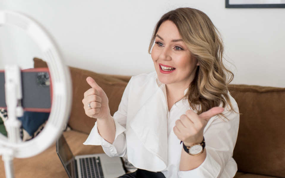 Почему продавец должен быть оптимистом: как коммуникация определяет успех