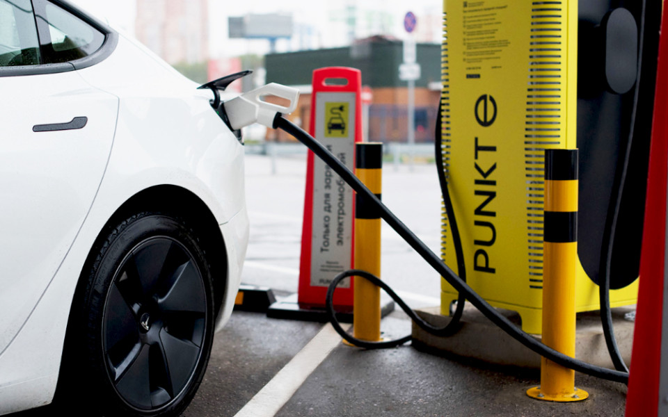 Более 1 000 000 зарядных сессий электромобилей в сети PUNKT E
