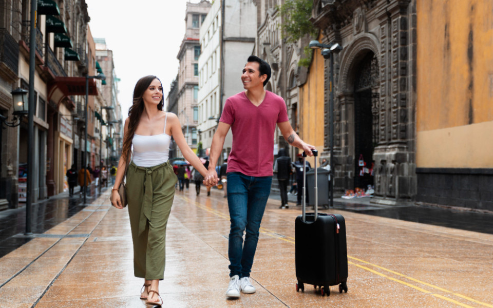 Сравни х OneTwoTrip: стоимость страховки для путешественников упала на 5%