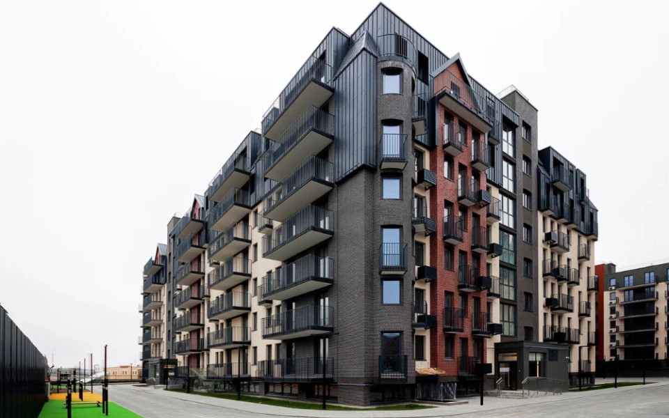 Валютный фактор: как курсы евро и доллара влияют на рынок недвижимости